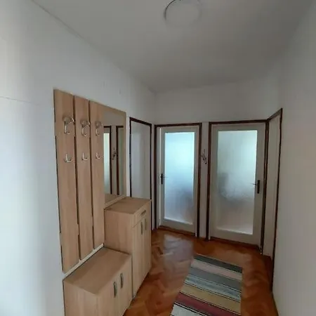 Lägenhet Apartman Park